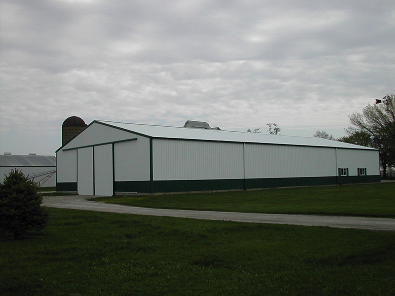 Farm Building Reside and Renovation Gridley, IL FBi Buildings